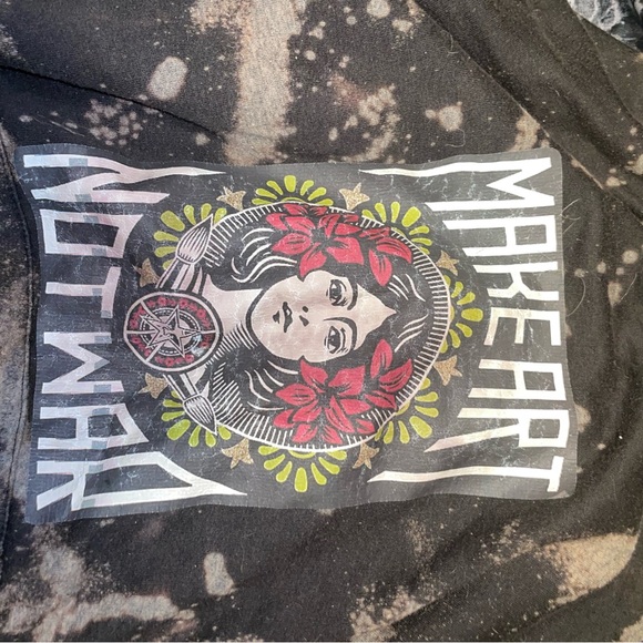 Make art not war vintage style custom bleach dyed Graphic Hoodie size large - Picture 2 of 5